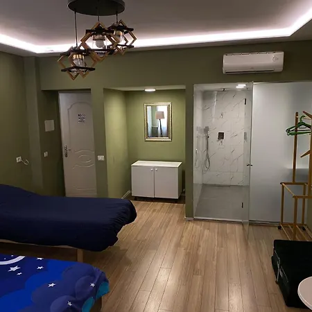 Driti New Bazaar * טיראנה